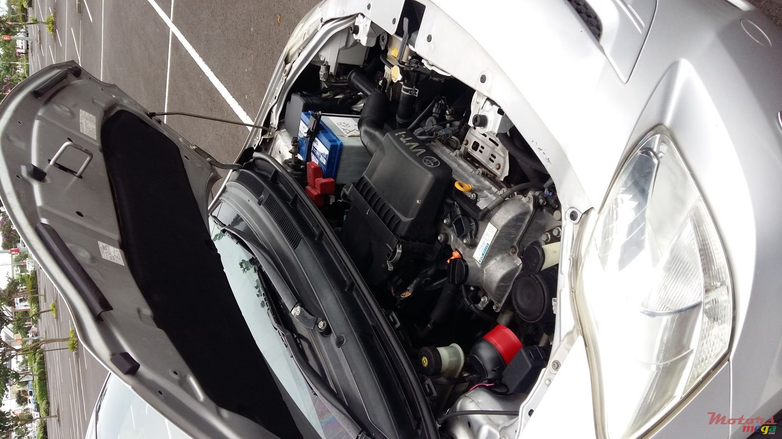 2006' Toyota Corolla Belta photo #4