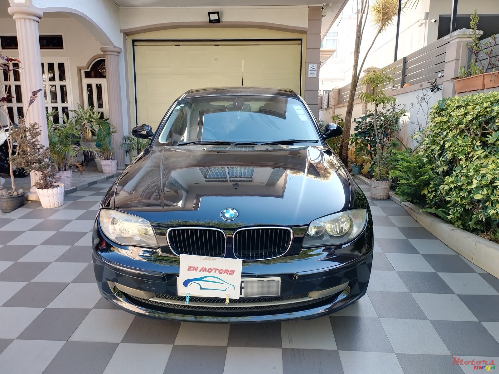 2009' BMW 116 photo #2