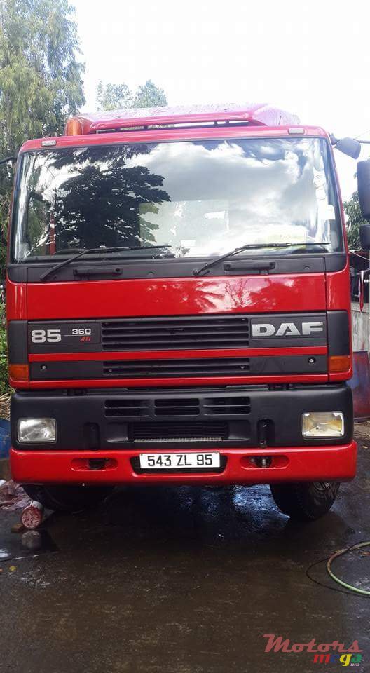 2001' DAF photo #3