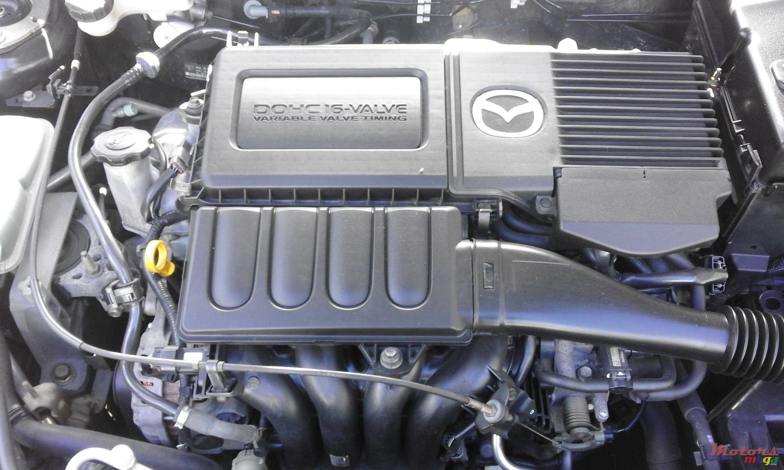 2005' Mazda Axela photo #4