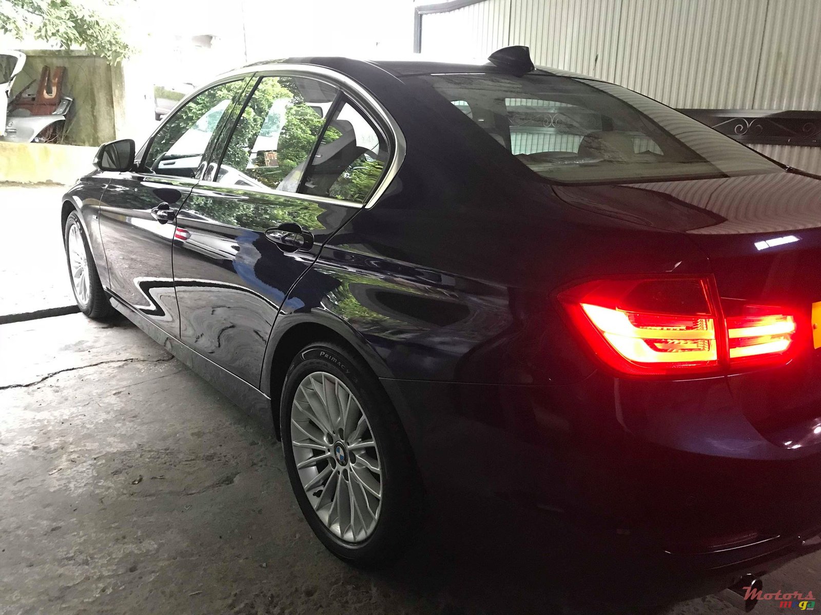 2013' BMW 3 Series photo #5