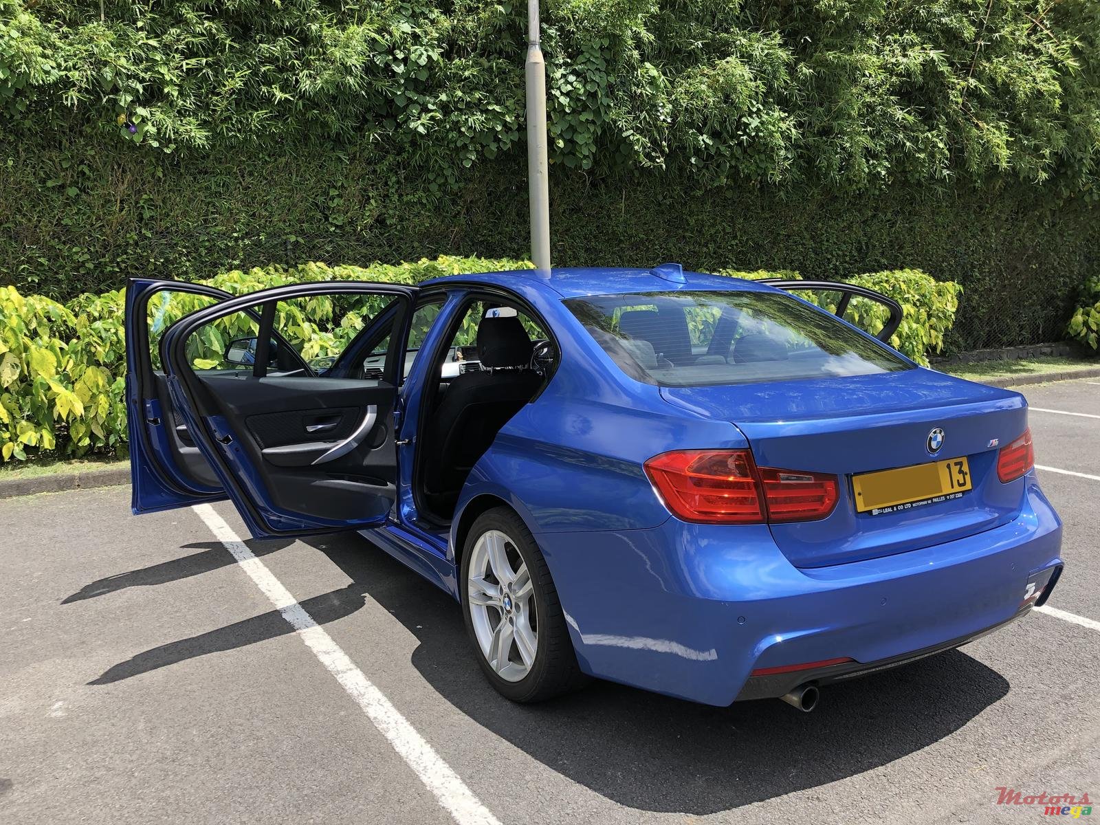 2013' BMW 3 Series M Sport photo #6