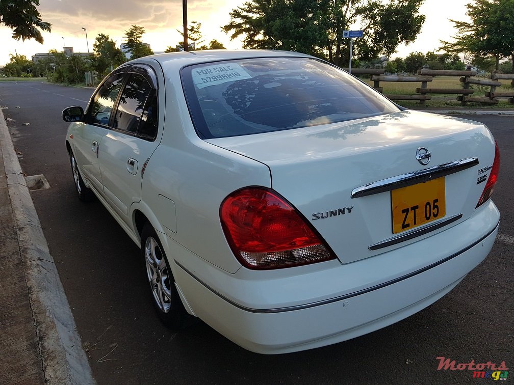 2005' Nissan Sunny photo #3