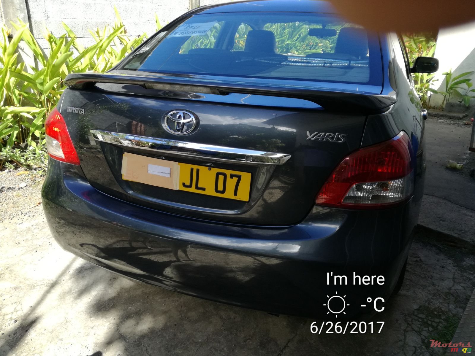 2007' Toyota Yaris Sedan photo #3