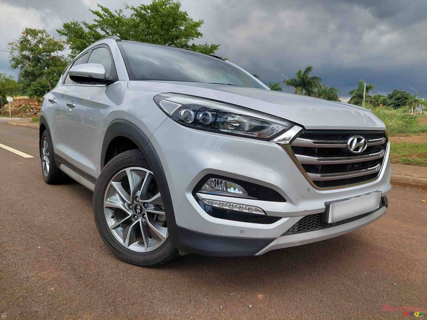 2017' Hyundai Tucson 1.6 T essence photo #1