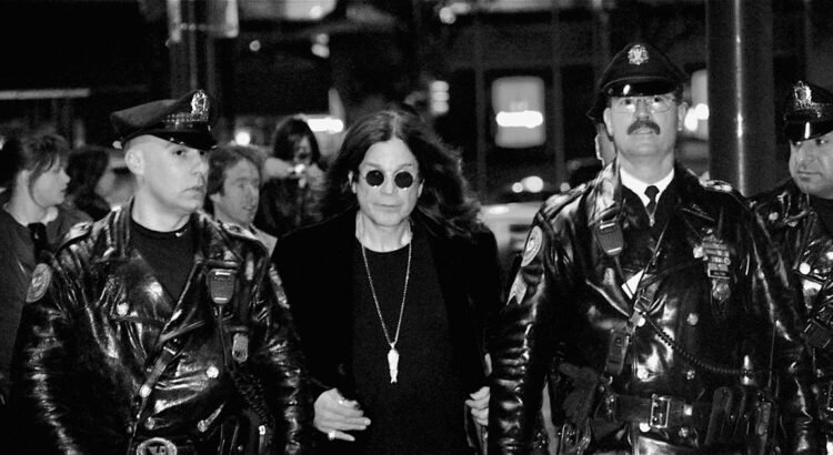 Ozzy Osbourne, la star du heavy metal qui n'arrivait pas à conduire