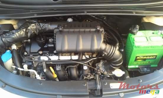 2010' Hyundai i10 photo #3