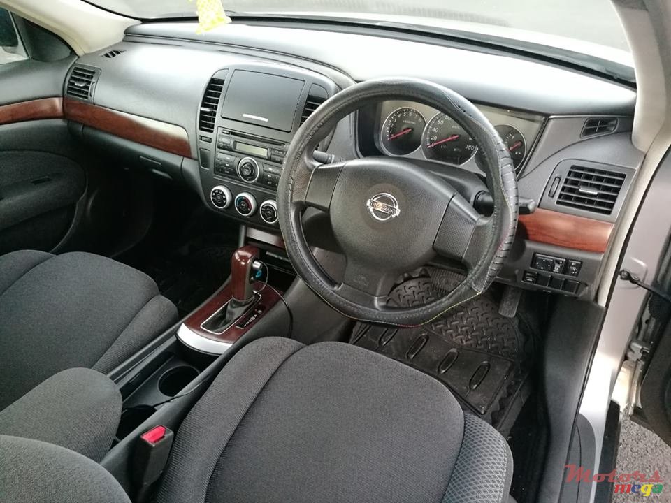 2007' Nissan Bluebird Sylphy photo #5