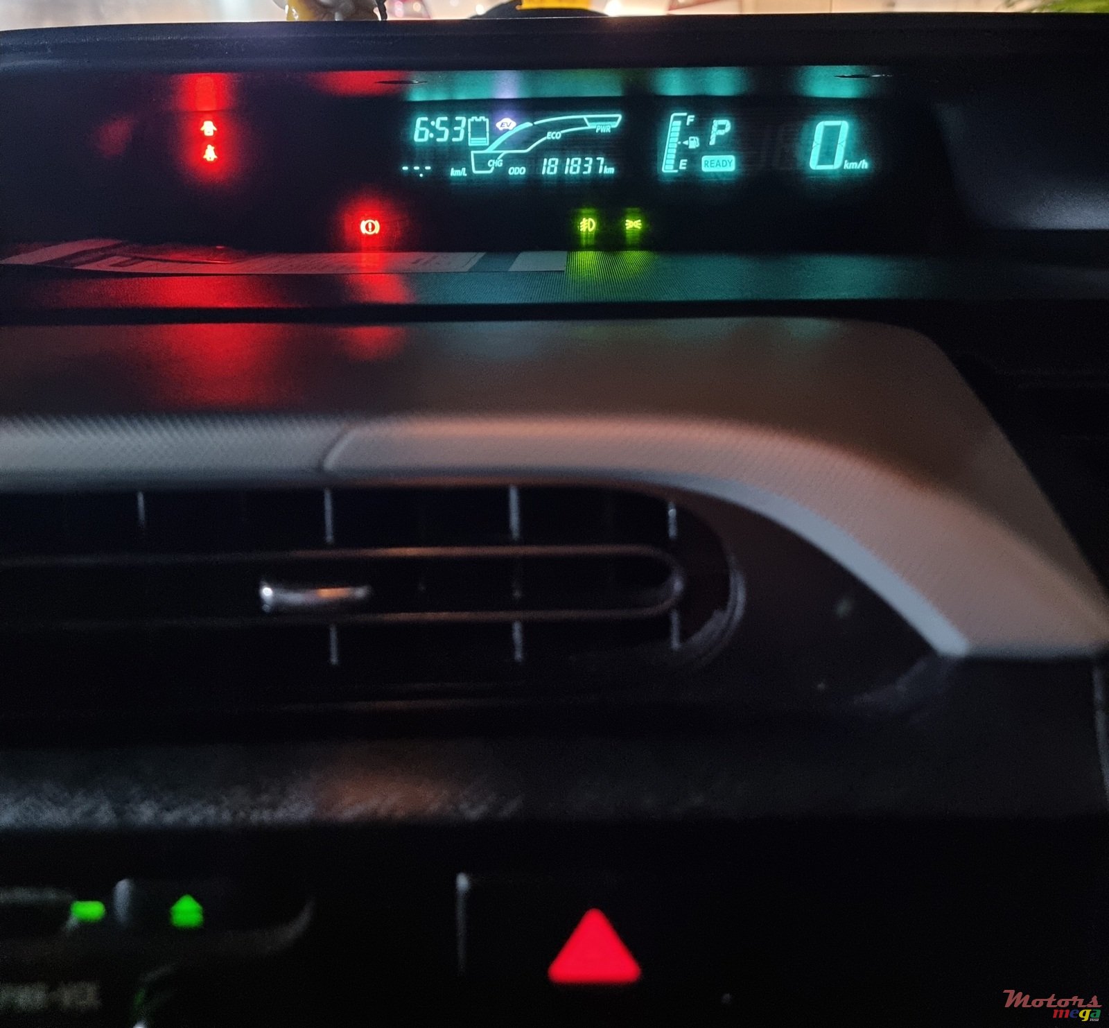 2012' Toyota Aqua photo #5