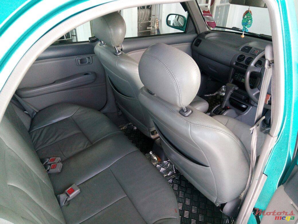 1999' Nissan March photo #3