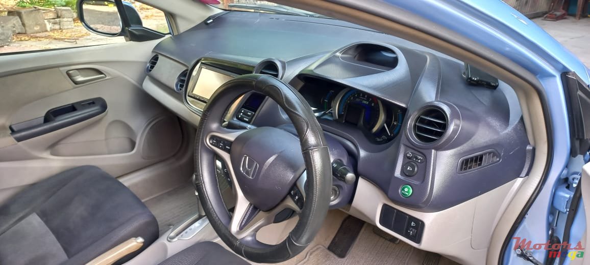 2010' Honda Insight USA photo #1