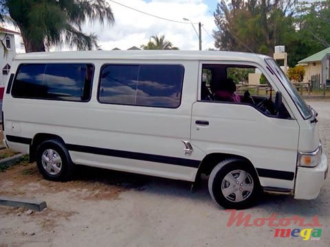 1999' Nissan urvan photo #1