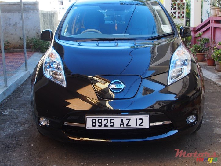 2012' Nissan Leaf photo #1