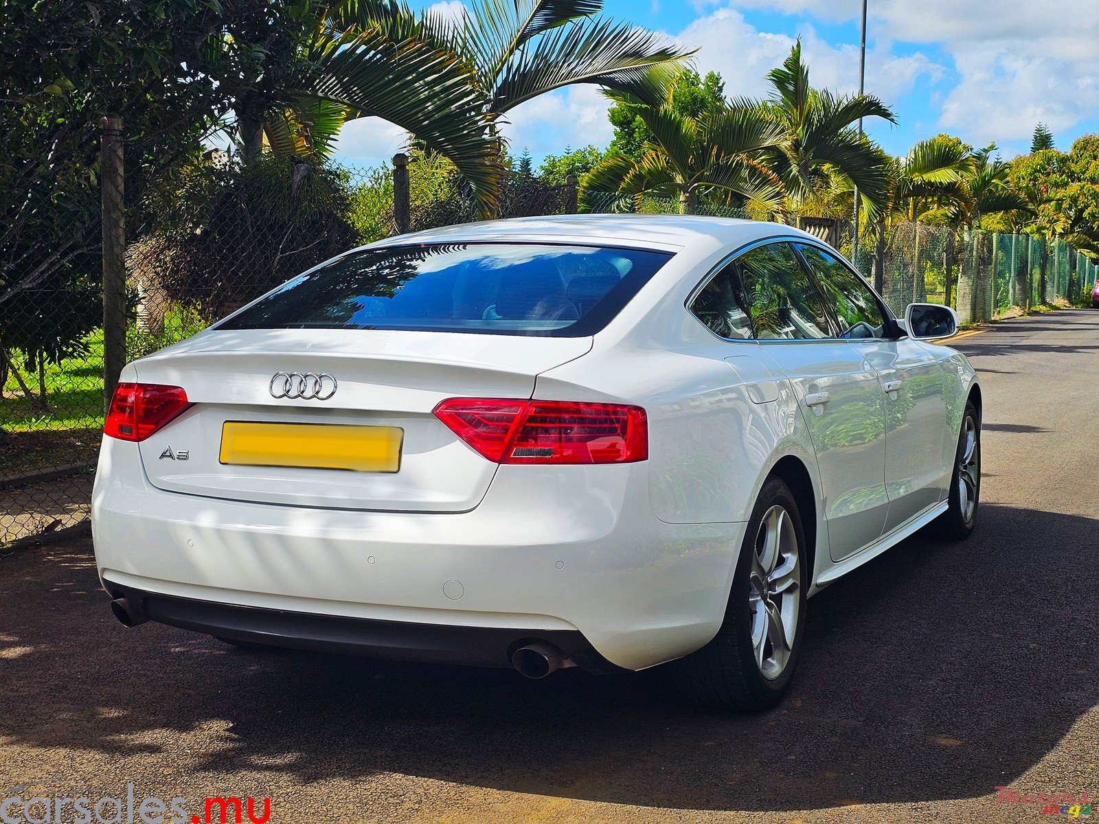 2013' Audi A5 1.8 Coupe photo #4
