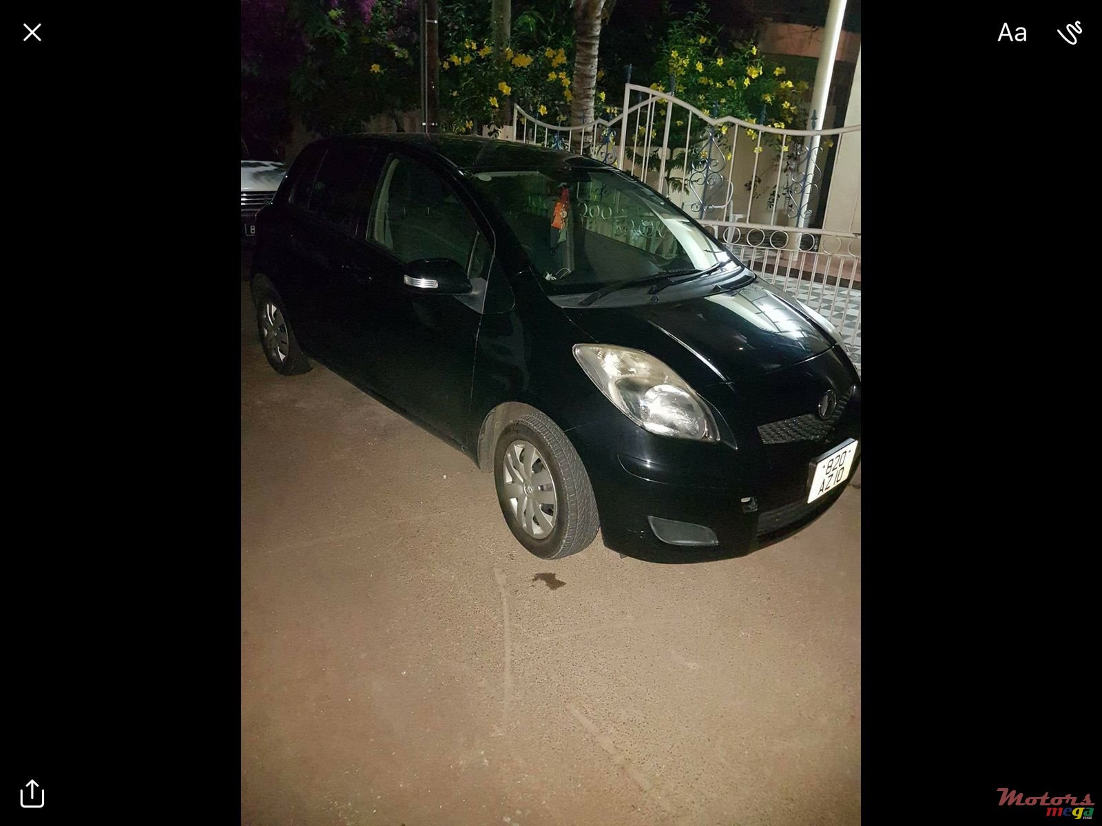 2010' Toyota Vitz photo #1