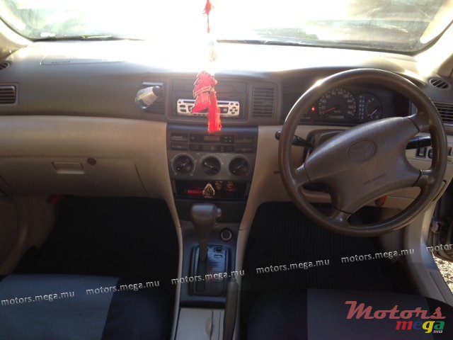 2000' Toyota photo #4