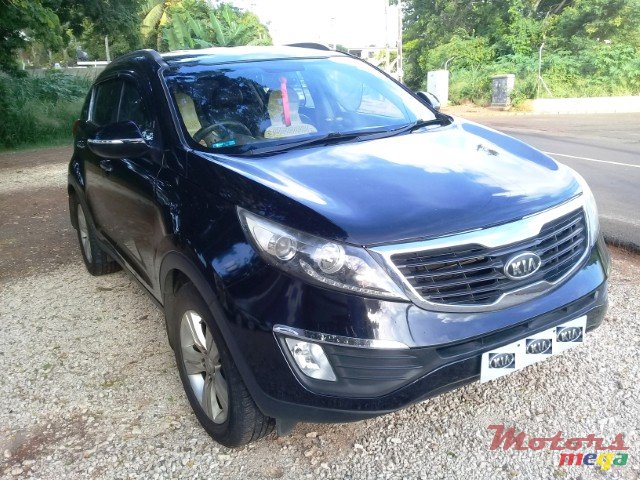 2011' Kia Sportage photo #2