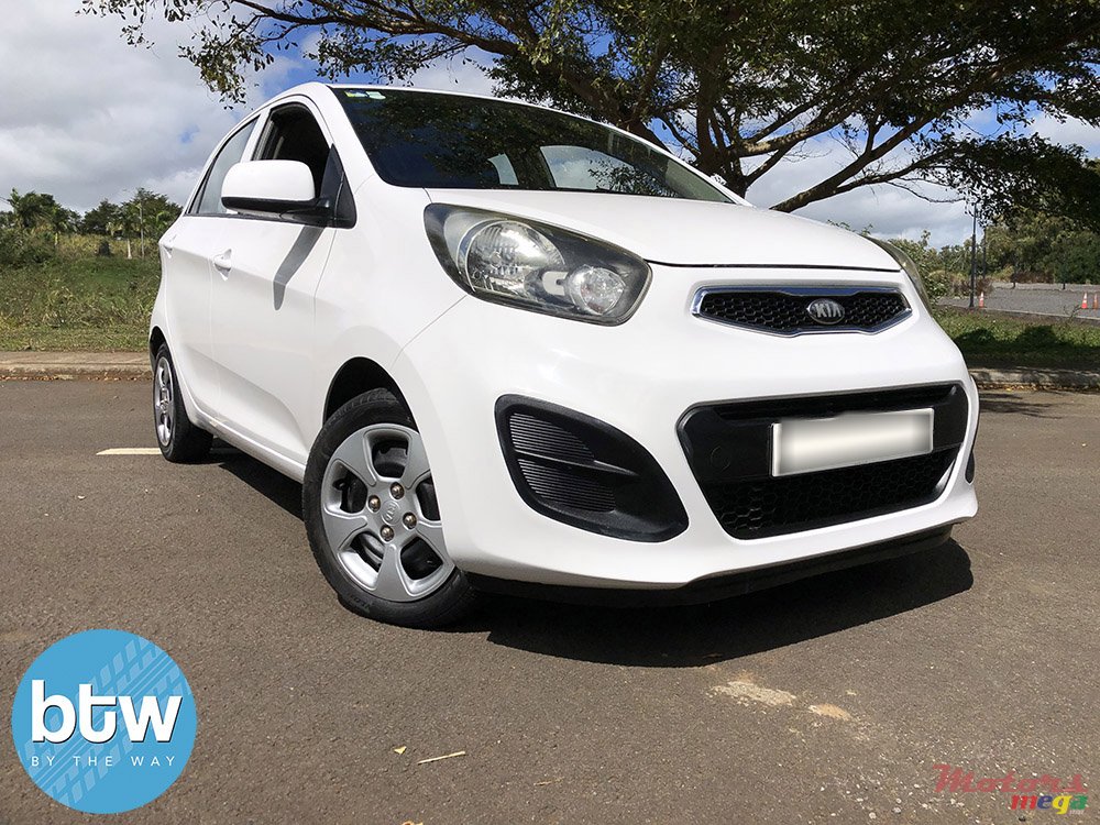 2013' Kia Picanto photo #1