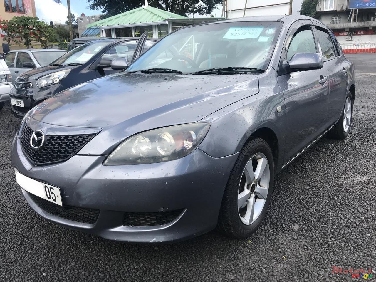2005' Mazda 3 photo #1