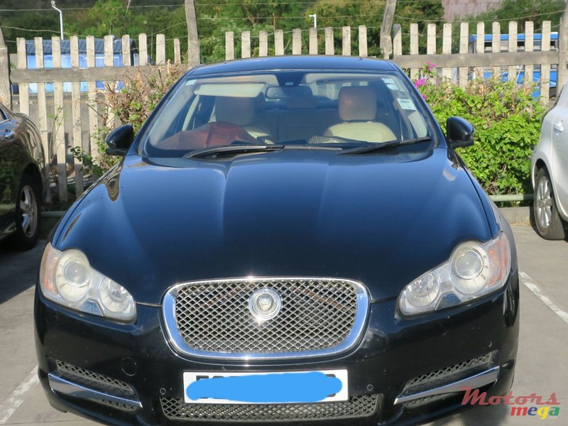 2010' Jaguar XF Sport twin-turbocharged photo #1