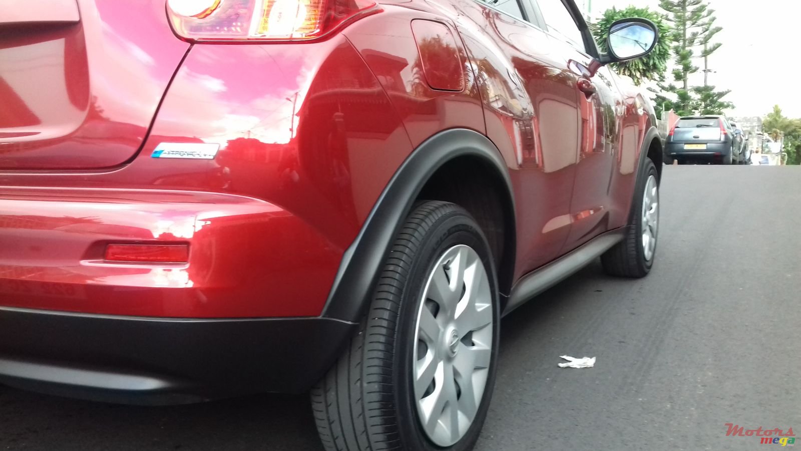 2012' Nissan Juke photo #3