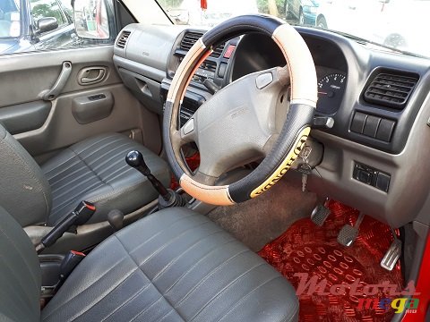 2001' Suzuki Jimny photo #7