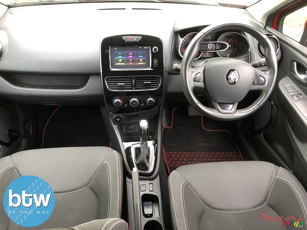 2017' Renault Clio photo #5