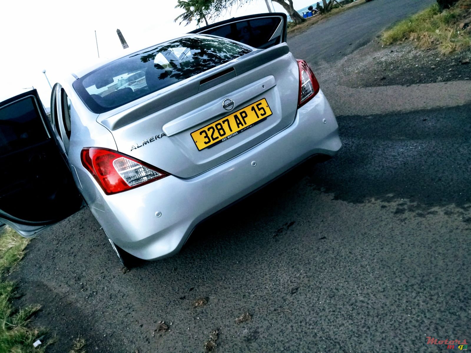 2015' Nissan Almera Dorigine photo #3