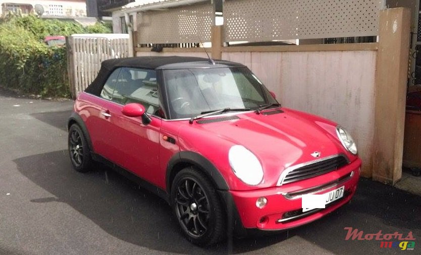 2007' MINI Cooper  Decapotable photo #2