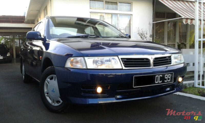 1999' Mitsubishi Lancer photo #1