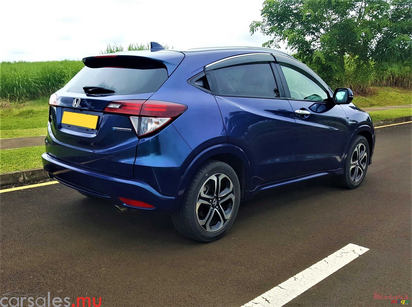 2015' Honda Vezel Z Hybrid photo #4
