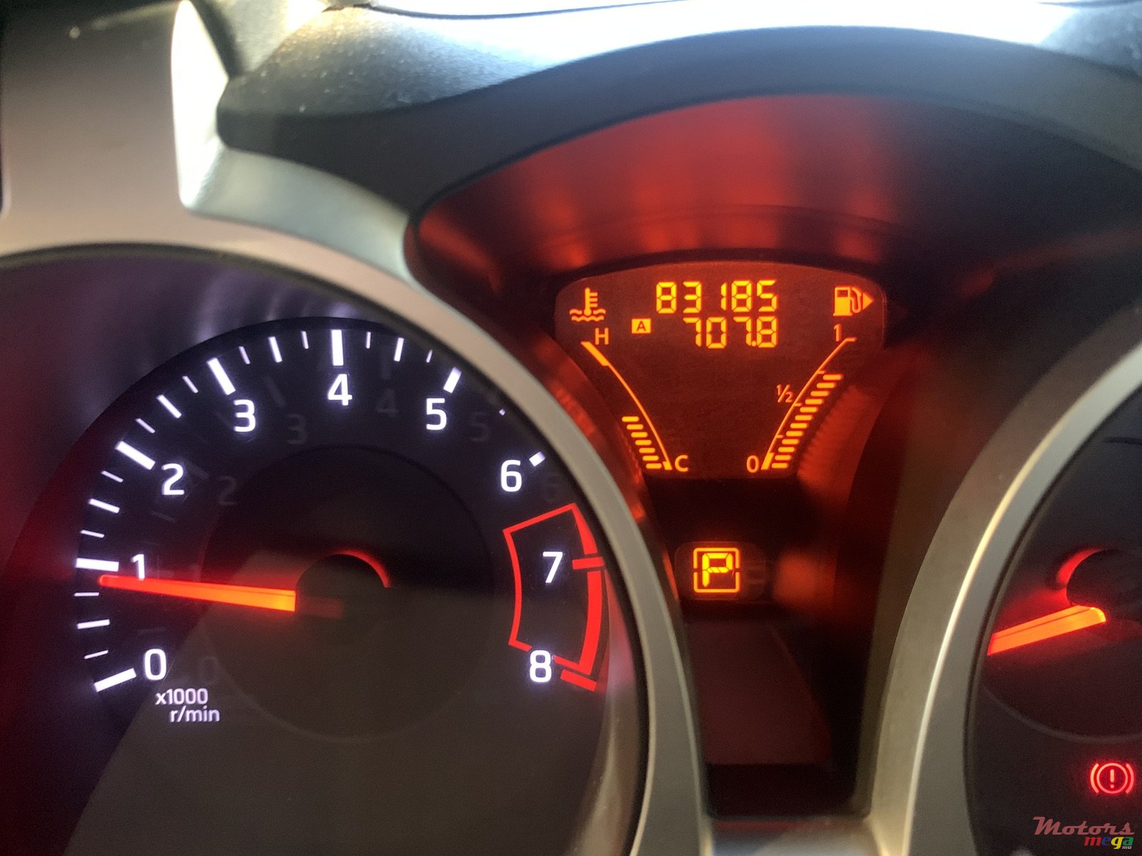 2011' Nissan Juke photo #5