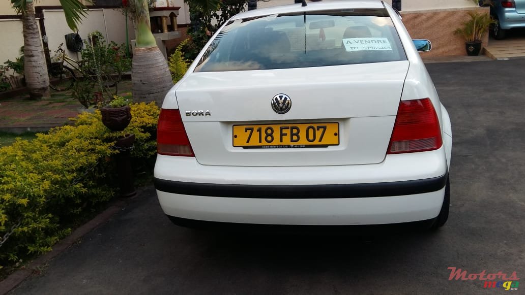 2007' Volkswagen Bora photo #1