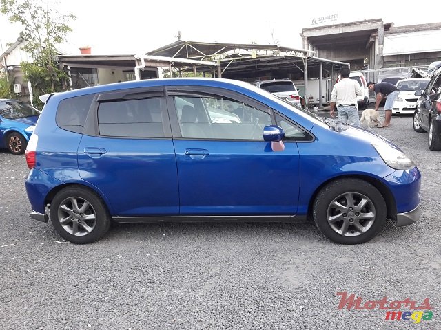 2007' Honda Fit photo #4