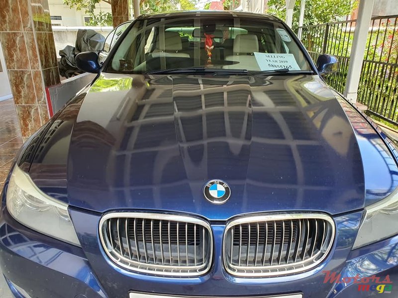 2010' BMW 3 Series photo #4