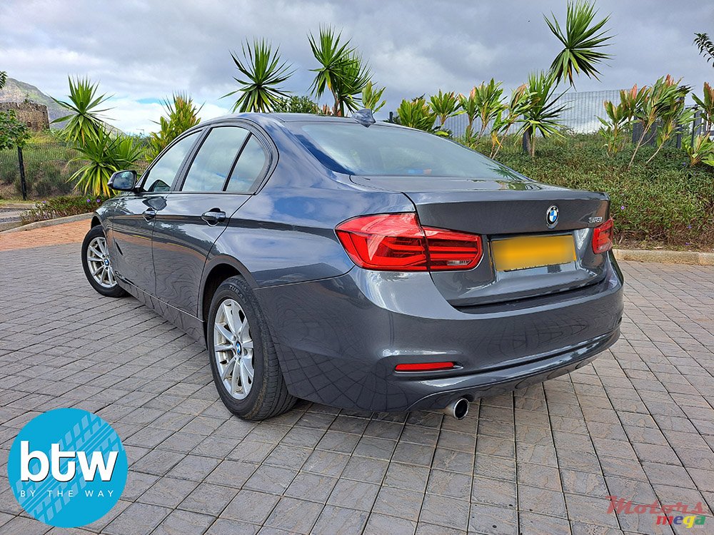 2018' BMW 3 Series photo #3