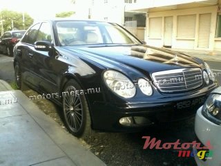 2006' Mercedes-Benz E-Class E200 W211 photo #2