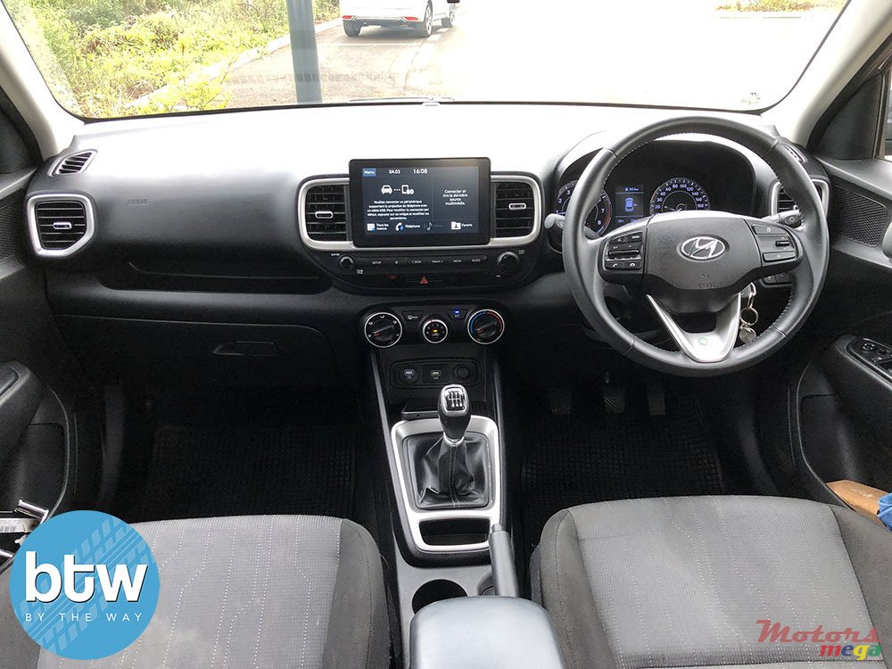 2019' Hyundai Venue photo #6