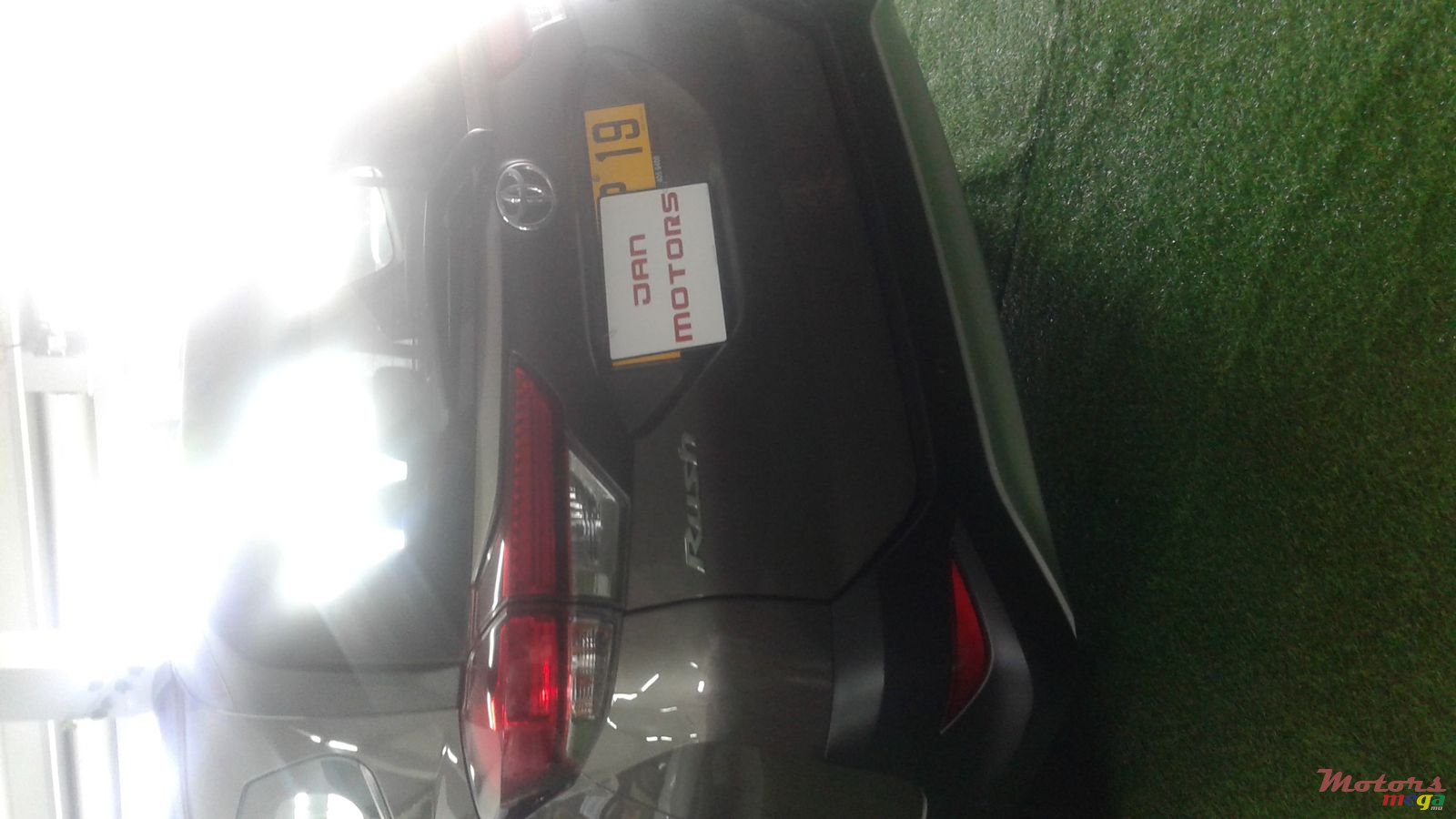 2019' Toyota Rush New Shape VVTI photo #4