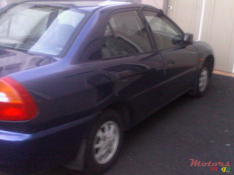 1999' Mitsubishi Lancer Genuine photo #1