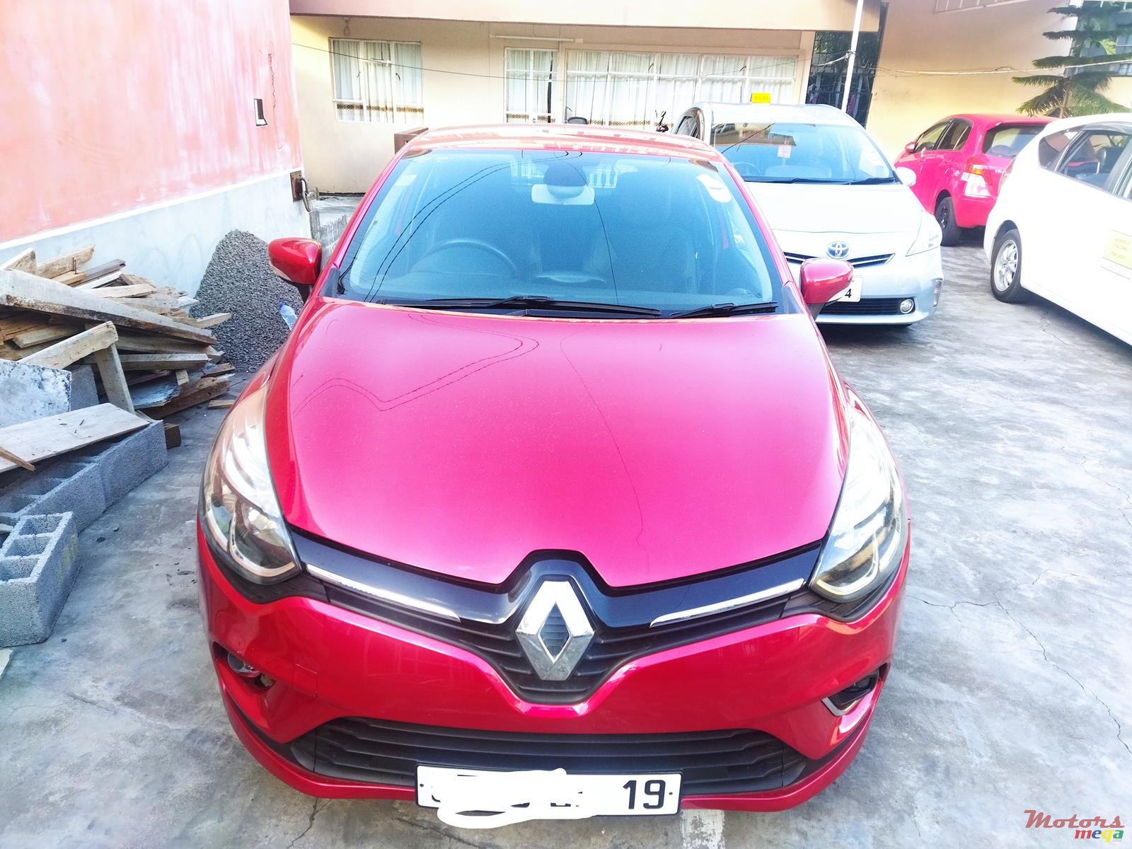 2019' Renault Clio photo #5