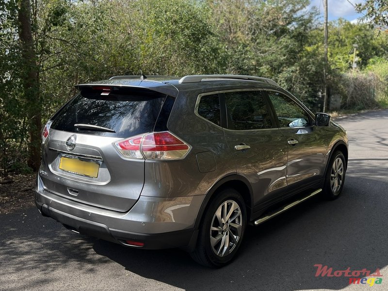 2017' Nissan X-Trail photo #3