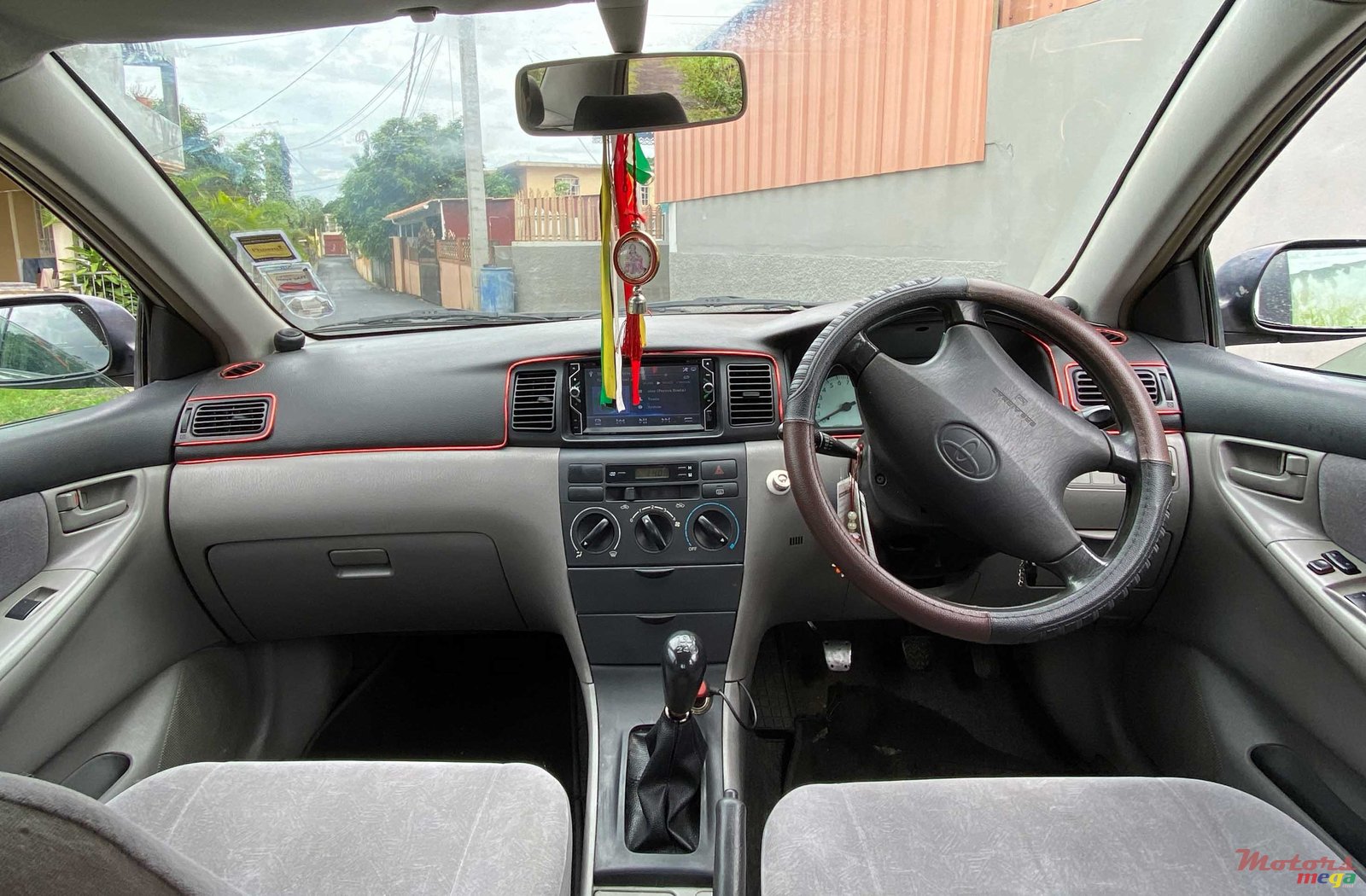 2001' Toyota Corolla photo #5