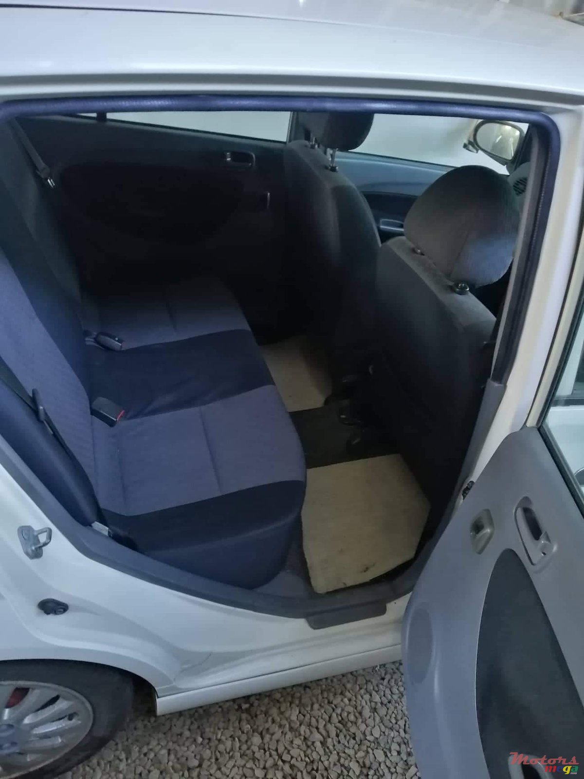 2010' Perodua Viva Elite photo #4