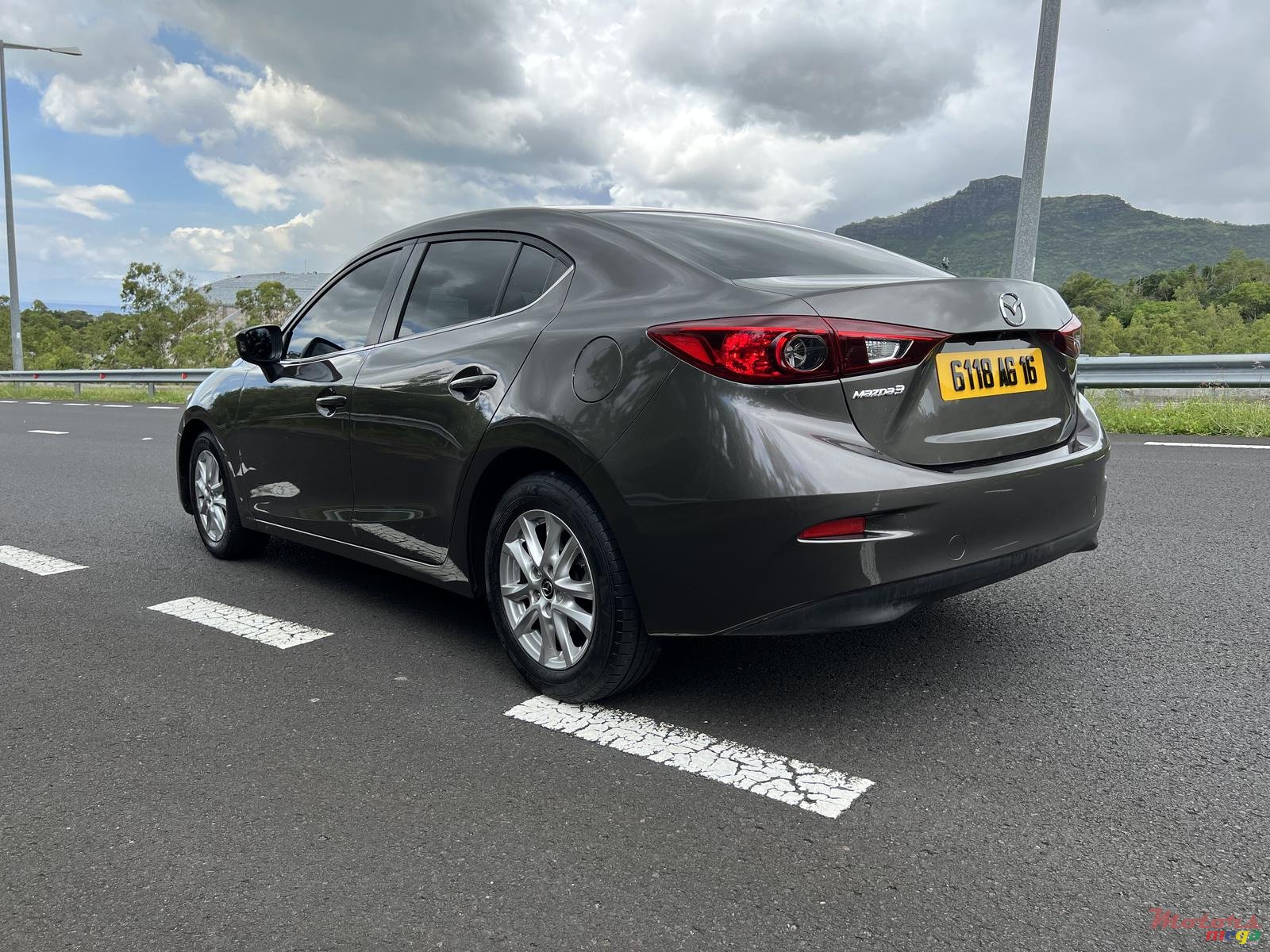 2016' Mazda 3 photo #4