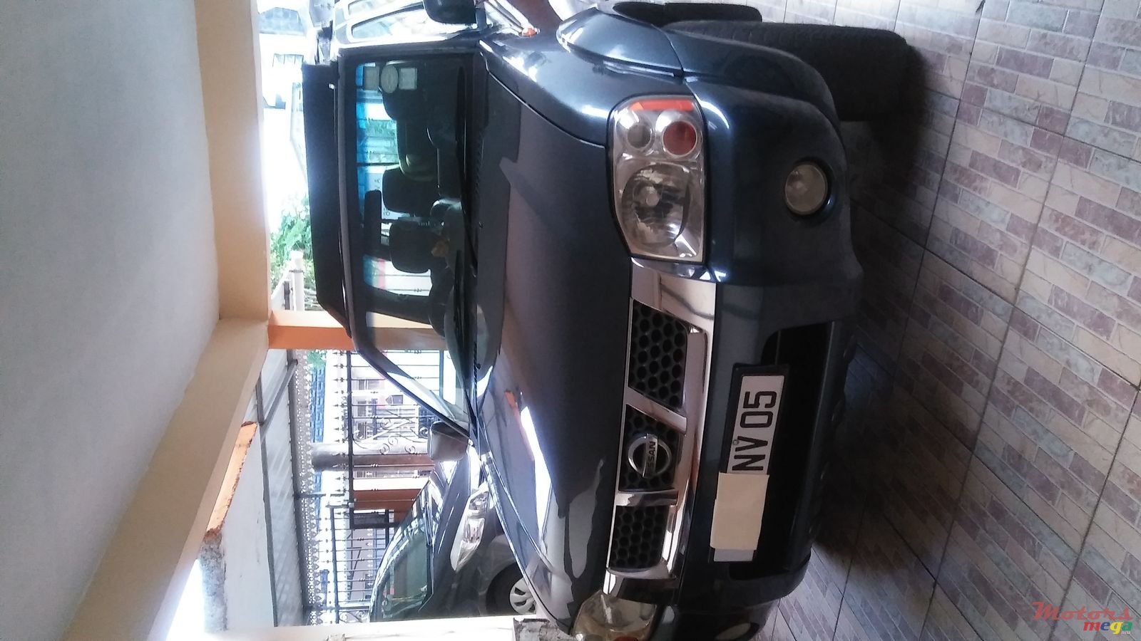 2005' Nissan Hardbody photo #1