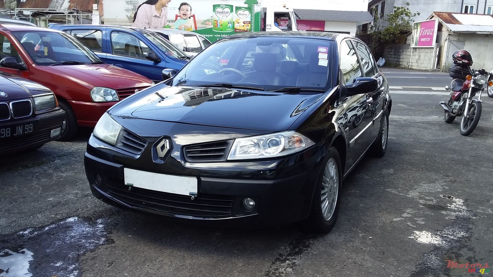 2006' Renault Megane photo #2