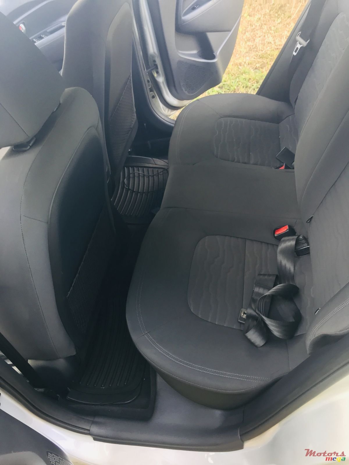 2014' Kia Rio photo #6