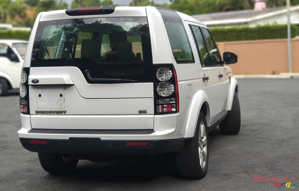 2014' Land Rover Discovery 4 photo #5