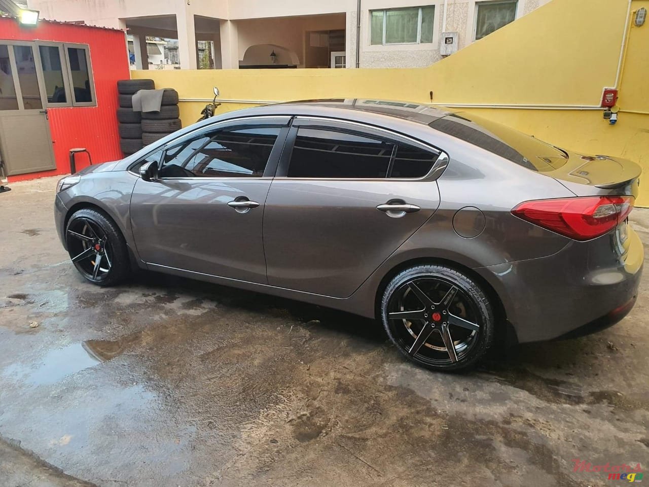 2016' Kia Cerato Sunroof photo #3